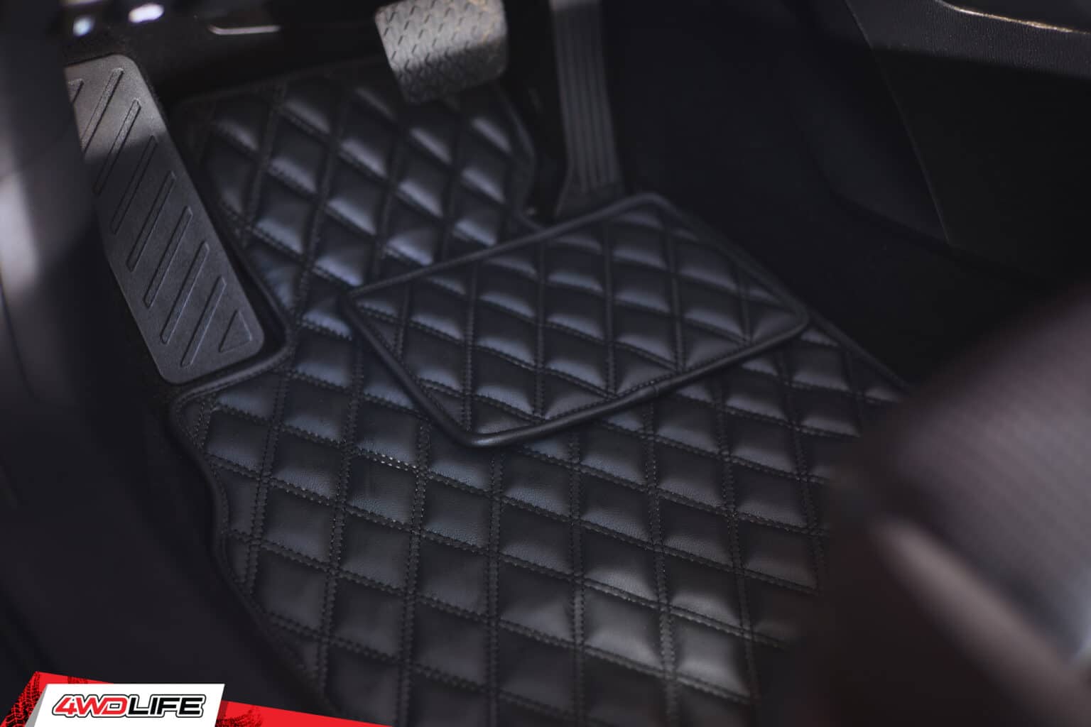 Husky Weatherbeater Vs XAct Contour Comparison 4WD Life